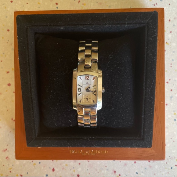 Baume & Mercier Hampton Watch - Picture 1 of 4